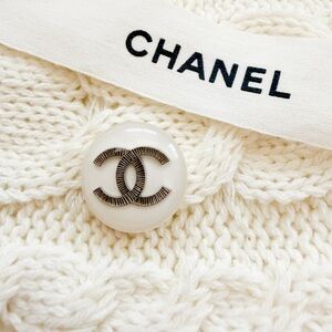 Chanel White Resin CC Logo Button | Vintage 2010 Era | 4g